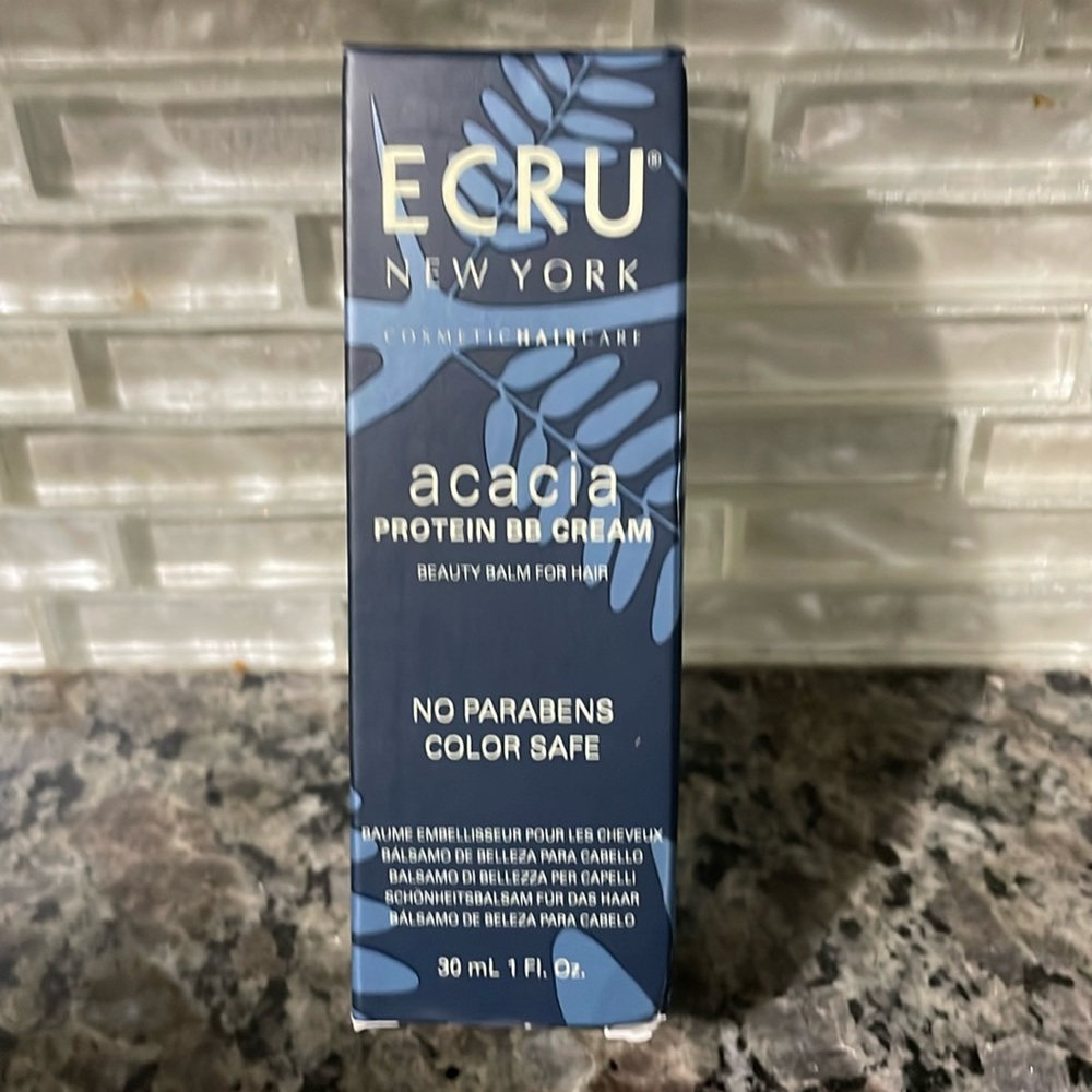 Ecru New York acacia protein BB cream for hair. 30 ml. NIP